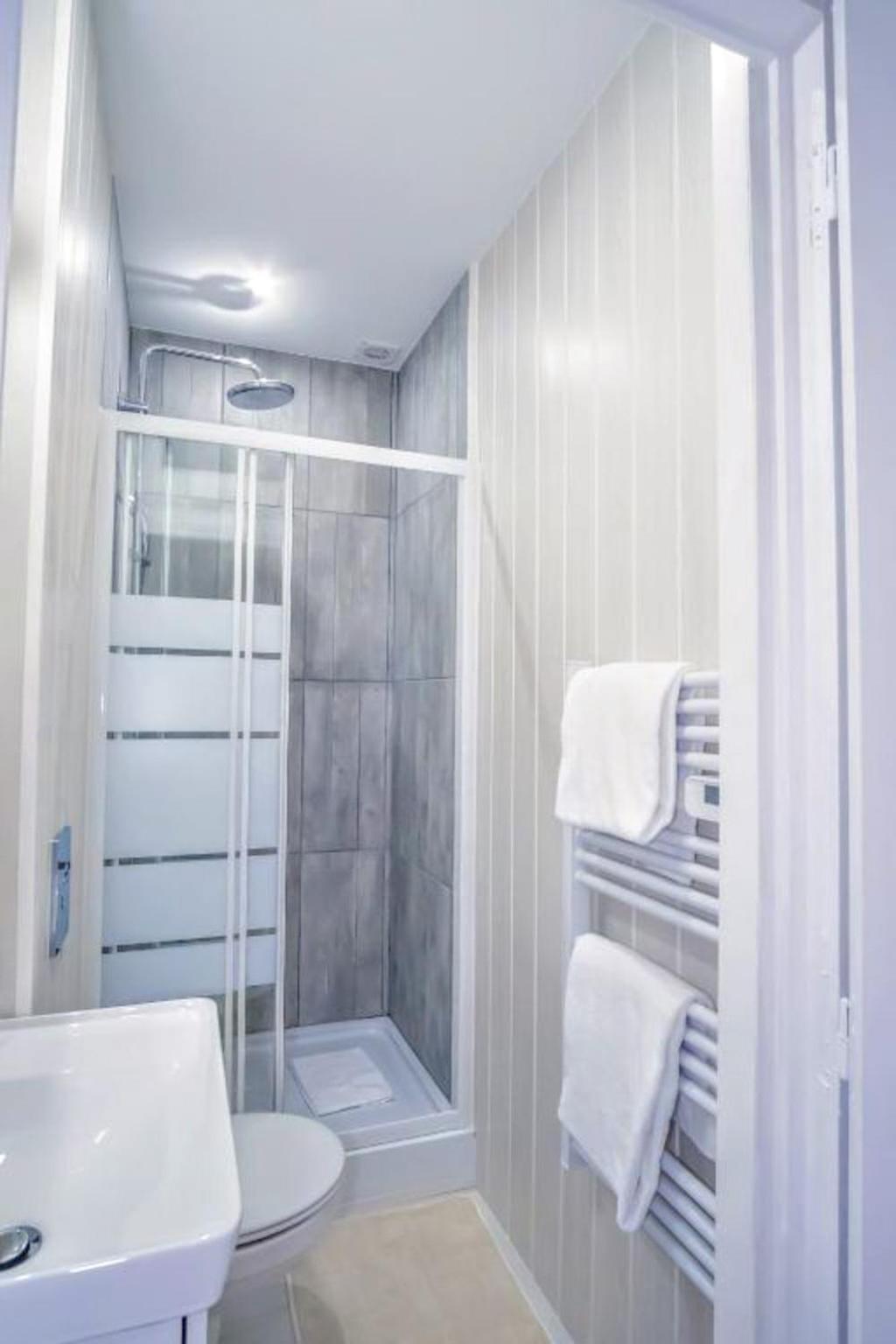 Suite Double Fabriques, 2 Bedrooms, Central, Parking Nearby, Self Checkin Nancy Ngoại thất bức ảnh